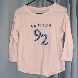 Abercrombie & Fitch T-Shirt Size Small